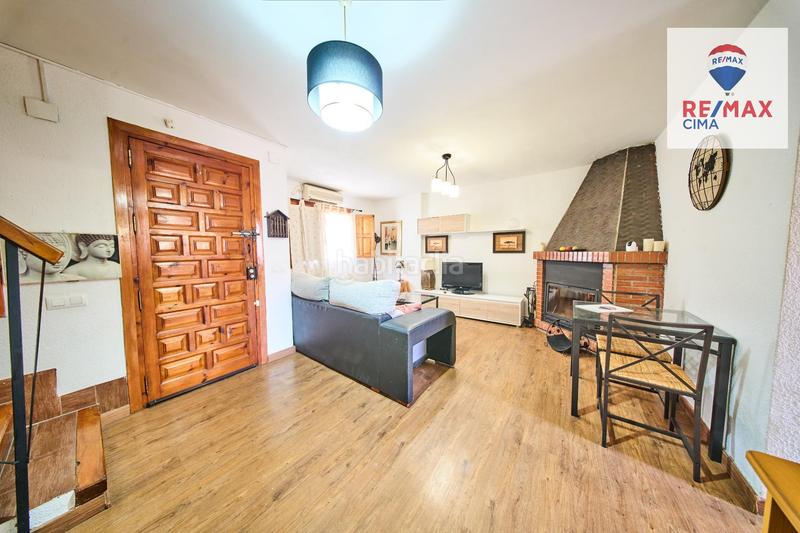 Foto e46823d8-9760-41d7-baf8-b119b96b1962. Semi detached house in calle sevilla (be) 8 in Belicena Vegas del Genil