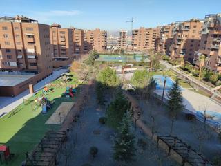 Lloguer Pis a Av. F. Garcia Lorca - Nueva Estación Autobuses. Piso en alquiler en urbanización gran parque de granada