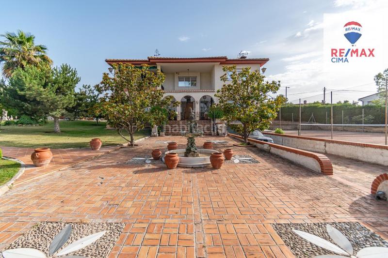 Foto 6bb5dc9c-c5bd-4293-909f-f48ae197a4d8. Chalet en calle urbanización los alijares 40 chalet exclusivo urbanizacion los alijares con parcela de 3.748 m2 en Otura