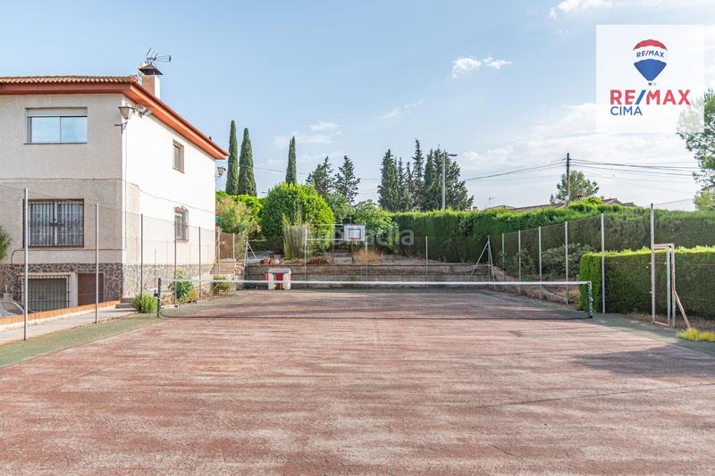 Foto 7553f45b-5279-4342-8bc7-28c31c0cd747. Chalet en calle urbanización los alijares 40 chalet exclusivo urbanizacion los alijares con parcela de 3.748 m2 en Otura