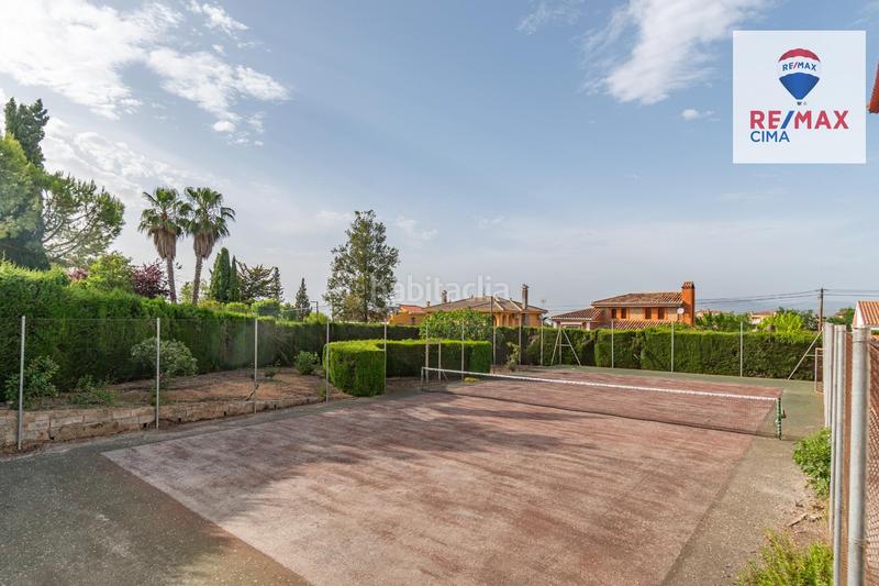 Foto 8b3bf3ef-02e6-4187-9834-a0dcccd03db8. Chalet en calle urbanización los alijares 40 chalet exclusivo urbanizacion los alijares con parcela de 3.748 m2 en Otura