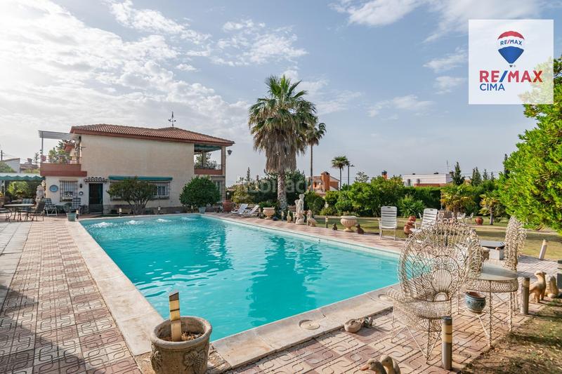 Foto c39c5eb7-444b-4113-8669-2ade66b5472c. Chalet en calle urbanización los alijares 40 chalet exclusivo urbanizacion los alijares con parcela de 3.748 m2 en Otura