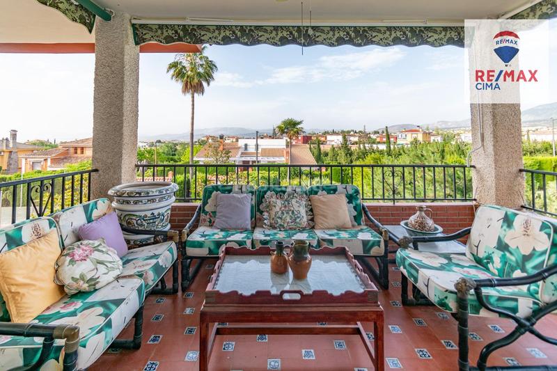 Foto dd964f9f-2c72-4c2a-b060-569e60986bf8. Chalet en calle urbanización los alijares 40 chalet exclusivo urbanizacion los alijares con parcela de 3.748 m2 en Otura