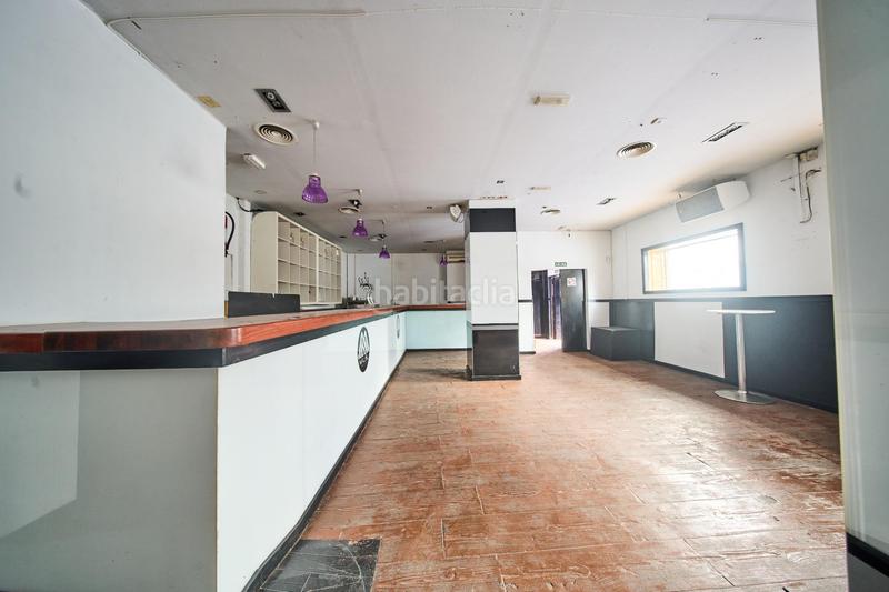 Foto 83e5f78c-d295-4a43-b6db-fb0797343714. Local comercial a Plaza de Toros Granada