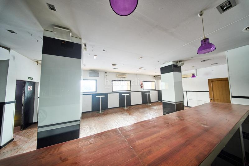 Foto fb86342c-921a-46c9-abfe-18fe4902f1e0. Local comercial a Plaza de Toros Granada