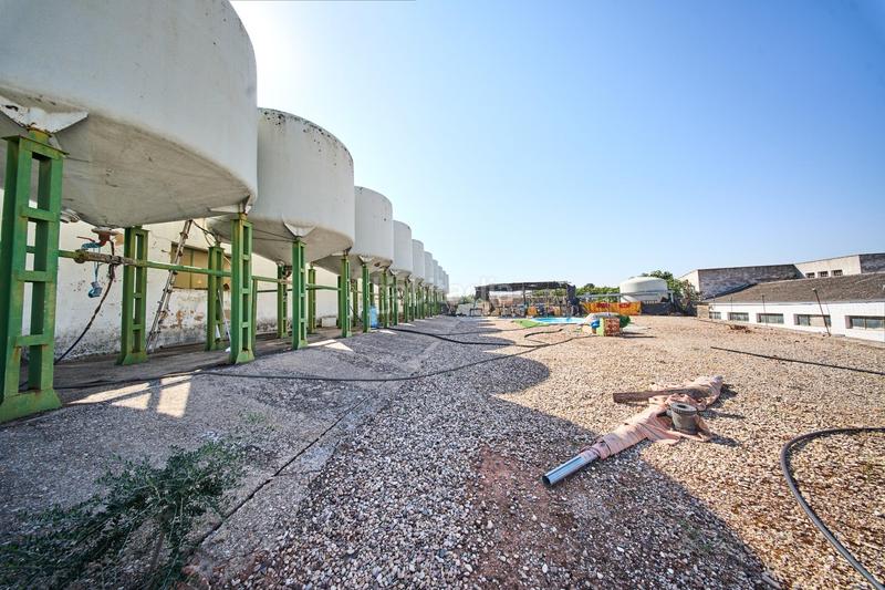 Foto a6625350-7639-405a-9402-4040916925c5. Terreno residencial en autovia diseminados oportunidad estratégica única en andalucía suelo industrial prime en Carolina (La)