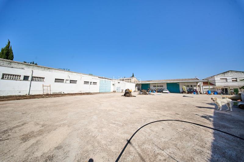 Foto ab909e47-ca63-4ff0-bbb1-efbf508410b5. Terreno residencial en autovia diseminados oportunidad estratégica única en andalucía suelo industrial prime en Carolina (La)