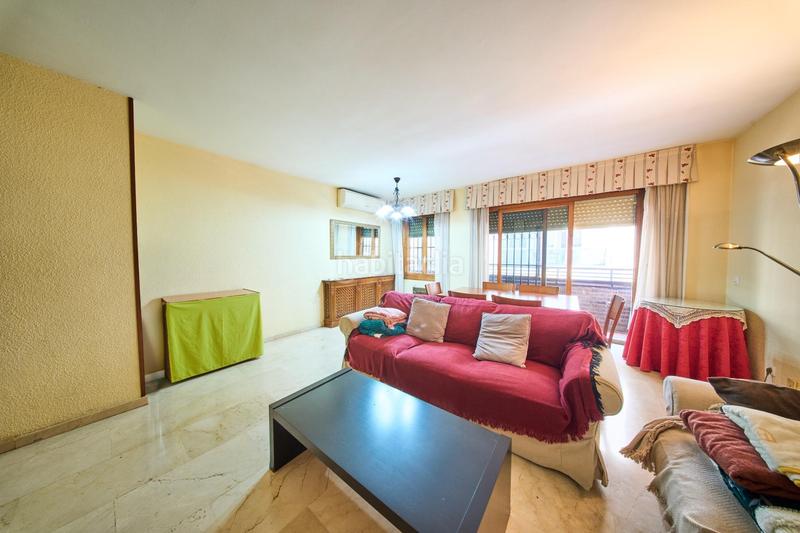 Foto 5a722ba7-d6b6-46f9-bc8e-59d457b56c7d. Location appartement dans plaza albert einstein 2 dans Granada