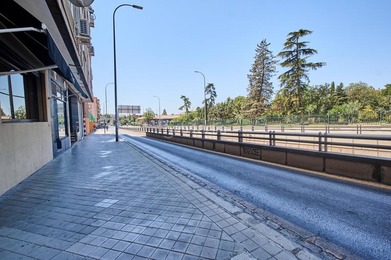 Foto 5bb2871c-f00a-45d2-a688-c26de41c6e3d. Business premise in Centro - Sagrario Granada