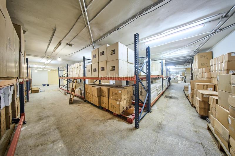 Foto f8f75ac8-f616-40a2-a5b0-e3efa41f218d. Business premise in Centro - Sagrario Granada