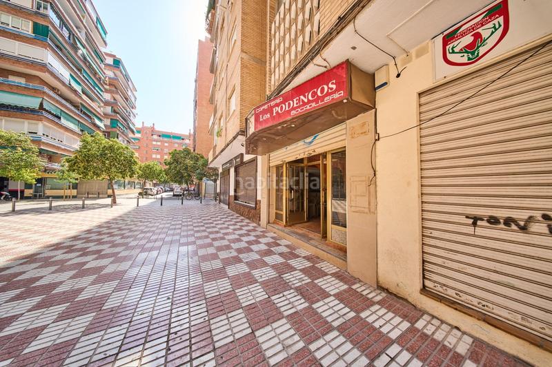 Foto 4f7332e9-0419-44b8-862c-ae4482281c0d. Local comercial local en reina mora en Barrio de Zaidín Granada
