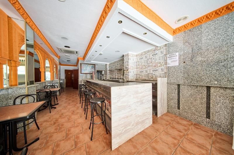 Foto a6167921-8939-4b09-83ff-8d31d02d9e31. Local comercial local en reina mora en Barrio de Zaidín Granada