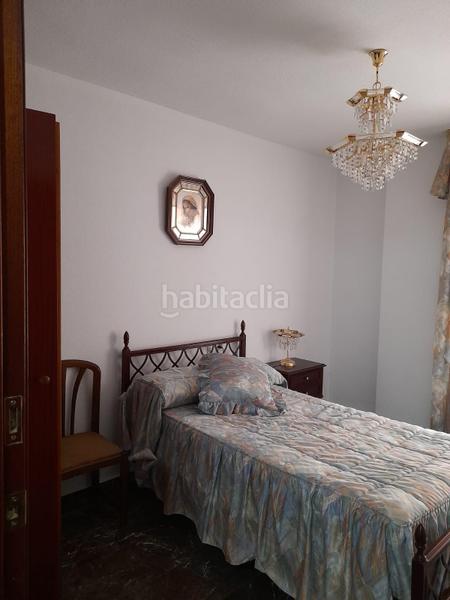 Foto c4c0cb41-d3d2-48c2-bd10-79fcd570e386. Alquiler piso en calle morena 3 se alquila piso luminoso y totalmente amueblado, ideal para estudiantes o trabajadores que buscan comodidad, ubicación estratégic en Granada