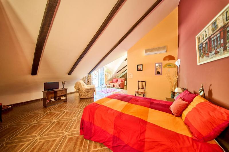 Foto 3da8d18d-39aa-4c24-9c3a-ba0afc8d740a. Casa adosada un hogar que invita a vivir y crear recuerdos en Íllora