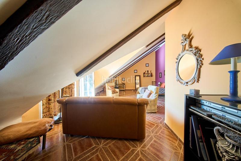 Foto d0e26067-cb92-463f-b1a4-12bad4ea5fbb. Casa adosada un hogar que invita a vivir y crear recuerdos en Íllora