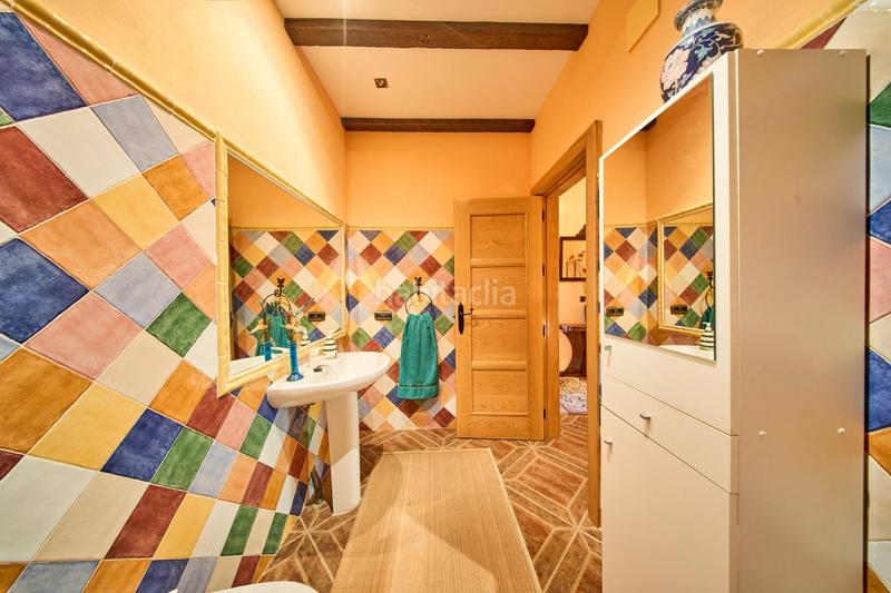Foto da1dbedb-09e1-46b5-96b5-8e393202607d. Casa adosada un hogar que invita a vivir y crear recuerdos en Íllora