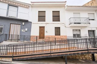 Masia en Calle jesus 10. Casa campillo de arenas