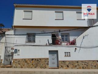 Maison  Delicias zarzuela 49. Se vende bonita casa en campo cámara