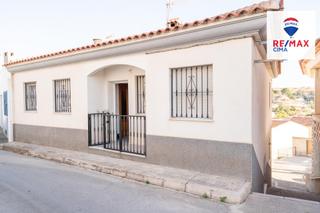 Maison  Calle calvo sotelo 11. Vivienda independiente      solar de 76  metros