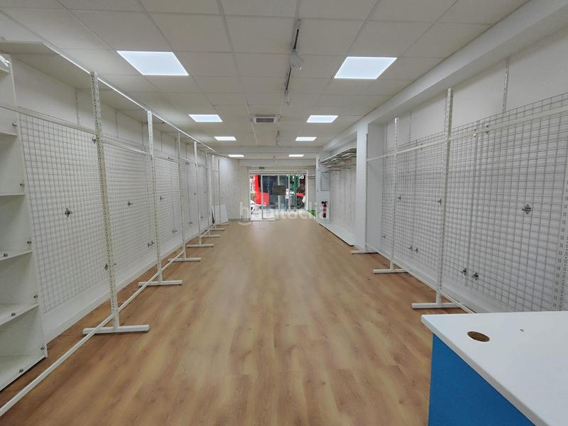 Foto ee5dc364-0d55-4526-a188-96a84b0b404b. Location local commercial dans Camino de Ronda 139 dans Granada