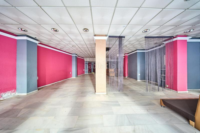 Foto 28e72ef5-1b6c-47b7-a145-321815a407ae. Local comercial a calle calle sol a Camino de Ronda Granada