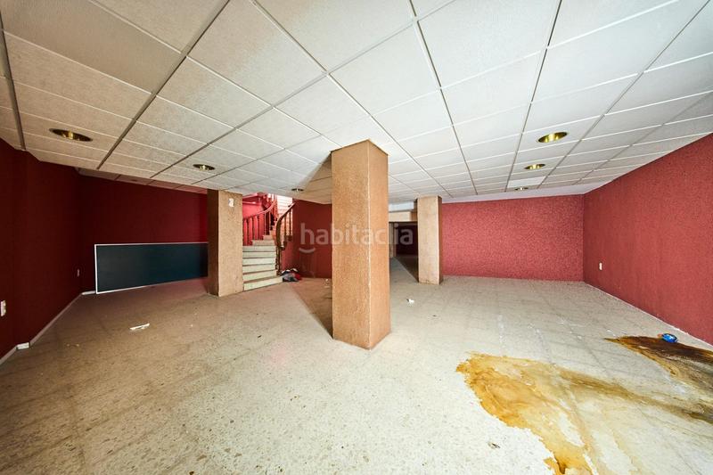 Foto fa546db3-f82c-4f95-b49d-833d55be0e0e. Local comercial a calle calle sol a Camino de Ronda Granada