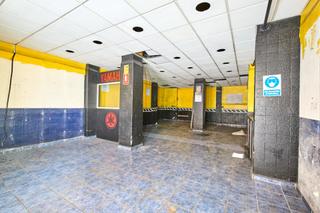 Locale commerciale in Camino Camino de Ronda, 132 132d