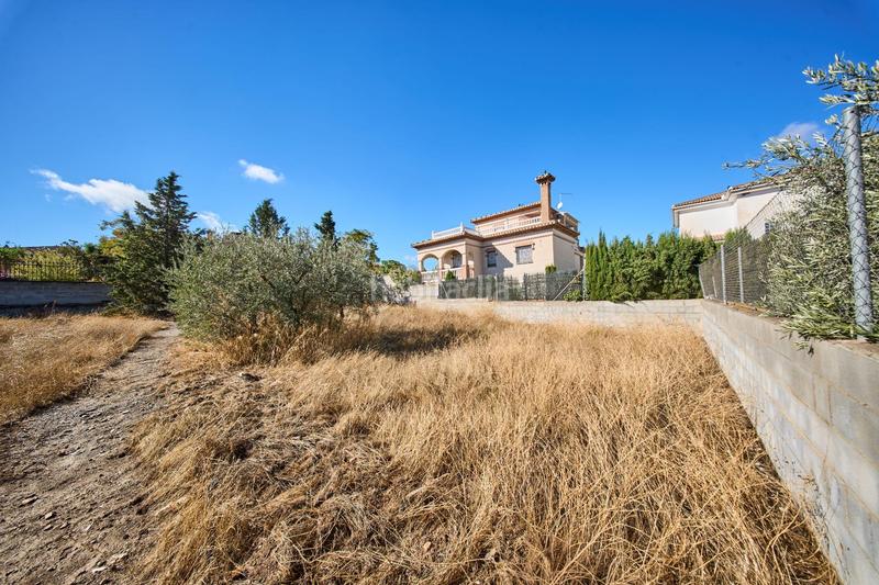 Foto 0e38bc17-0a09-48f5-86f2-45189d98c48a. Wohngrundstück in calle tórtola 20 in Belicena Vegas del Genil