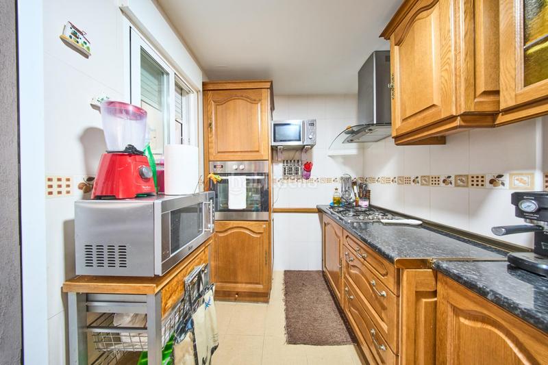 Foto 1b5a73e7-69a8-4c9b-85d7-ca44b612febf. Pis a calle de reyes católicos 10 a Híjar Gabias (Las)