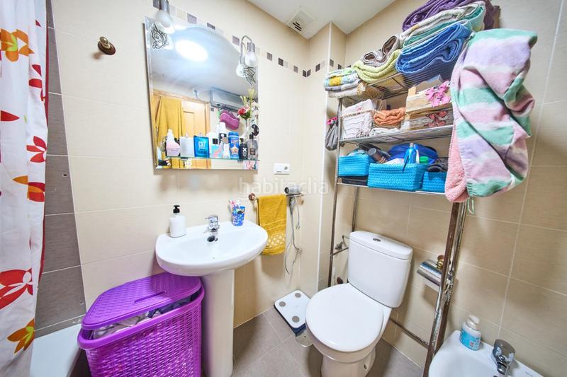 Foto 84a95c60-b43c-446a-ba1c-8a19976abe7f. Pis a calle de reyes católicos 10 a Híjar Gabias (Las)