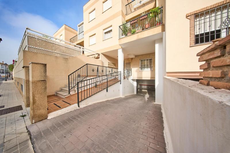 Foto aaefb388-7c11-4b88-971d-62a67db428aa. Pis a calle de reyes católicos 10 a Híjar Gabias (Las)