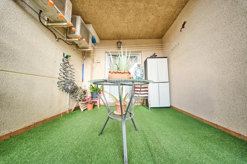 Foto d7b72e48-2b1e-4186-80b3-935475d337e9. Pis a calle de reyes católicos 10 a Híjar Gabias (Las)