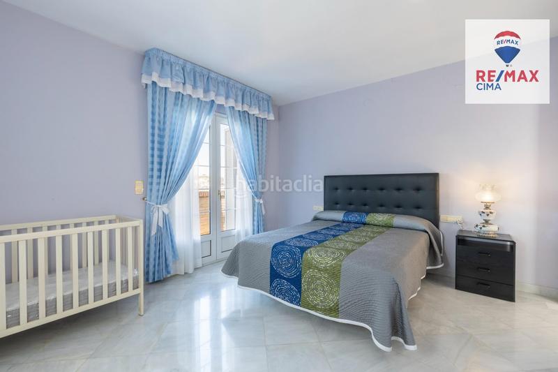 Foto 2979af42-0748-4e54-a56e-810d49dd6102. Chalet mit heizung parking pool in Crta. De la Sierra Granada