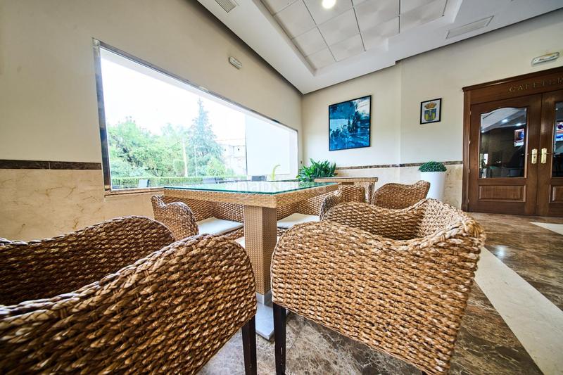 Foto 446cbea5-123a-481c-9df5-2551338fab2d. Building in Quesada