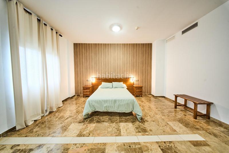 Foto 0bb85125-b236-49a9-ac76-466f579ba234. Edificio en Quesada