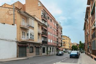 Appartement à Calle blas infante 3. Se vende piso en baza