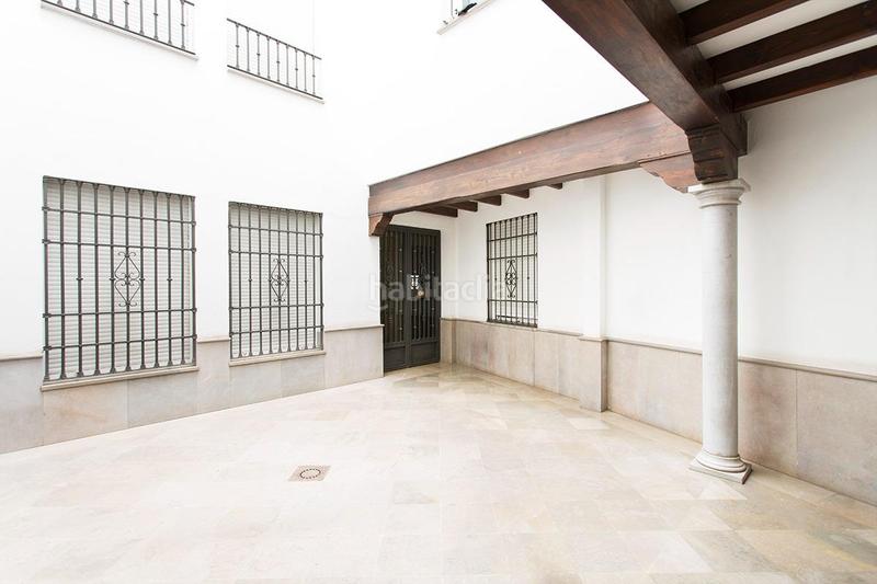 Foto b039194d-e934-44a6-be52-125a4baeb8db. Rent flat in calle calle de la cruz de arqueros in Granada