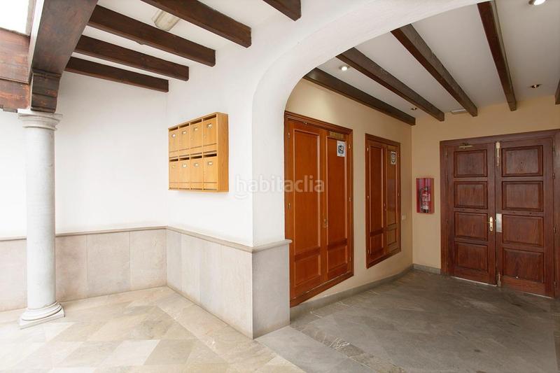 Foto dc70791f-bca9-4a4a-855a-11ec703cc5f4. Rent flat in calle calle de la cruz de arqueros in Granada