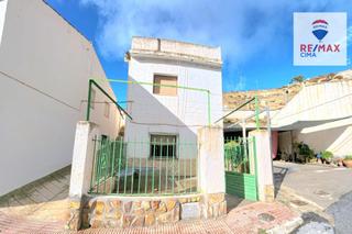 Casa  Barranco primero 29. Se vende casa en cúllar baza
