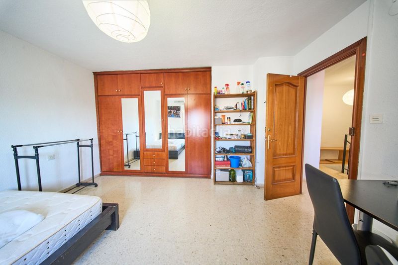 Foto 366160c4-0016-46ec-847b-5c912cb0b277. Àtic amb calefacció aparcament a La Cruz Granada