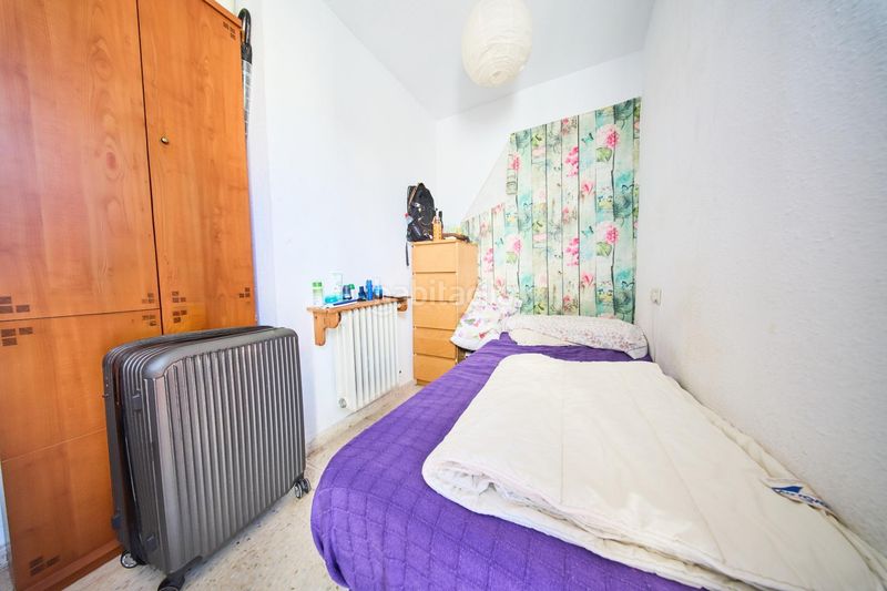 Foto 3b7e14f6-987a-420f-8b09-418ed6f8c2b4. Àtic amb calefacció aparcament a La Cruz Granada