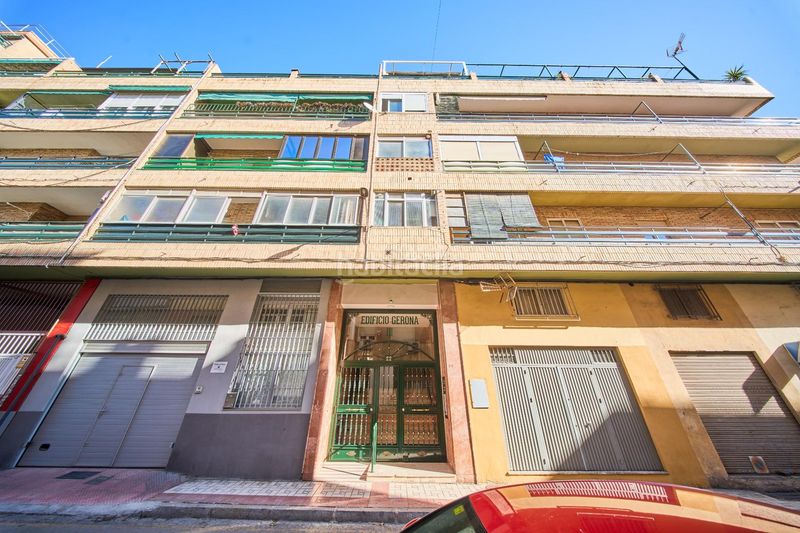 Foto 640d8070-934f-4ac0-b0fb-356762f8a4ec. Àtic amb calefacció aparcament a La Cruz Granada