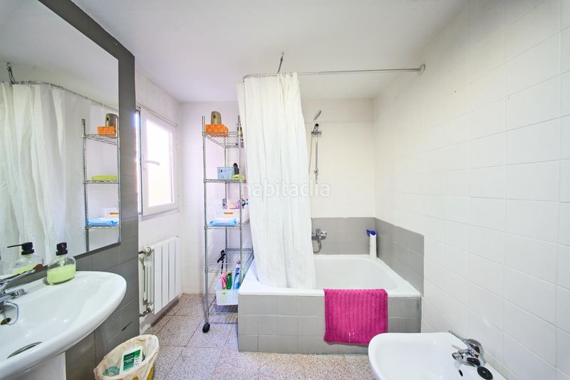 Foto 6c845007-cf61-4ba3-abc8-2db1ddd878f0. Àtic amb calefacció aparcament a La Cruz Granada