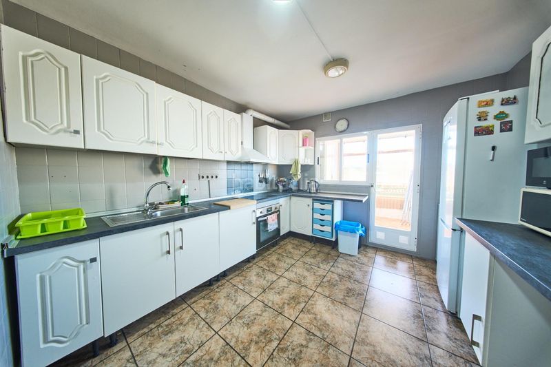 Foto 80fb91cb-fdc8-4438-b802-d4daab9f44c2. Àtic amb calefacció aparcament a La Cruz Granada