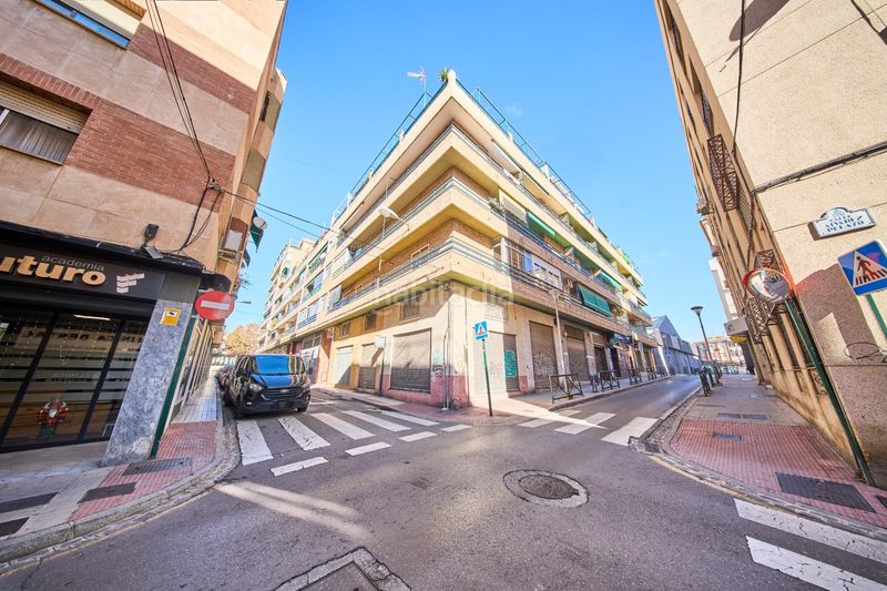 Foto bafae3fc-0993-42b2-a4e0-59dabc3e0206. Àtic amb calefacció aparcament a La Cruz Granada