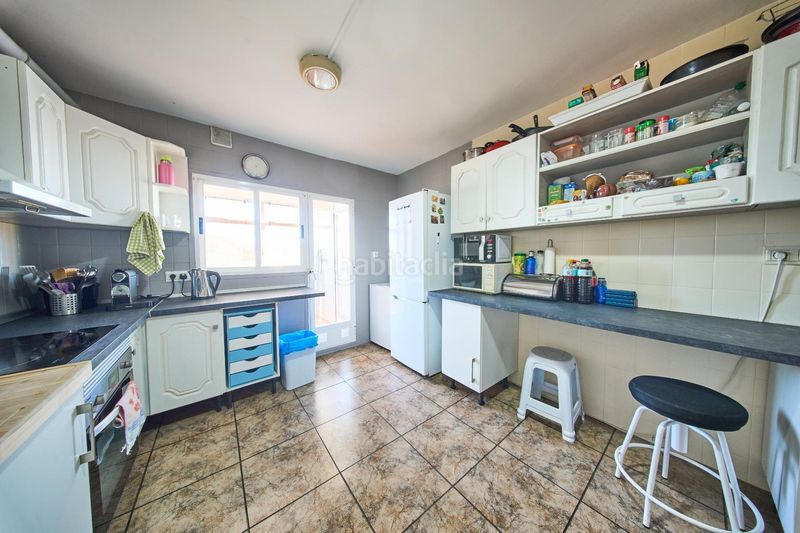 Foto dcaade75-81f0-4fbe-b89b-39b6efc06296. Àtic amb calefacció aparcament a La Cruz Granada