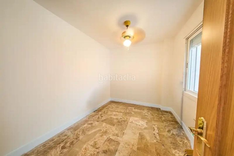 Foto 6e5c15ad-3ec4-496a-a8f0-8e16f43db84e. Flat with heating in Baza