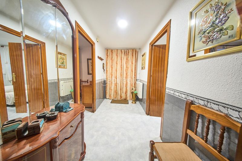 Foto 5ab2d251-d2ff-4f0f-8e2a-eb2e541a587a. Casa a calle real ag tozar 24 a Moclín