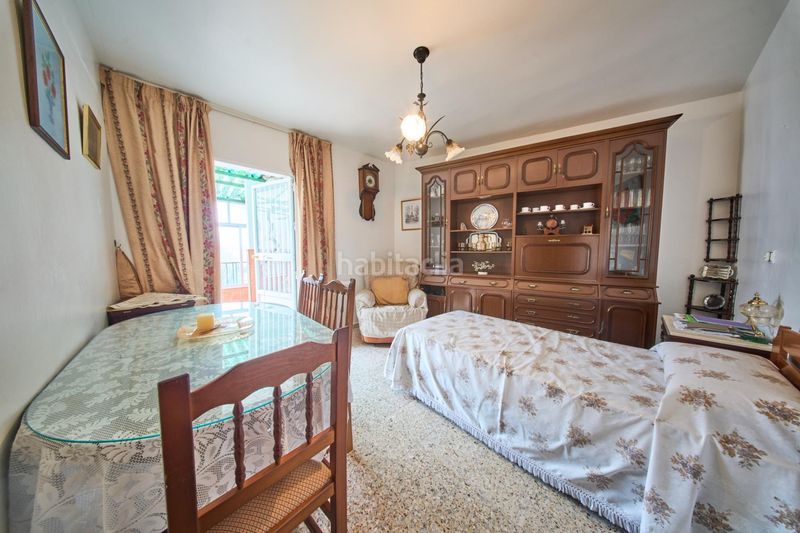 Foto f28f0780-7b4b-494a-81d6-0f5961642a11. Casa a calle real ag tozar 24 a Moclín