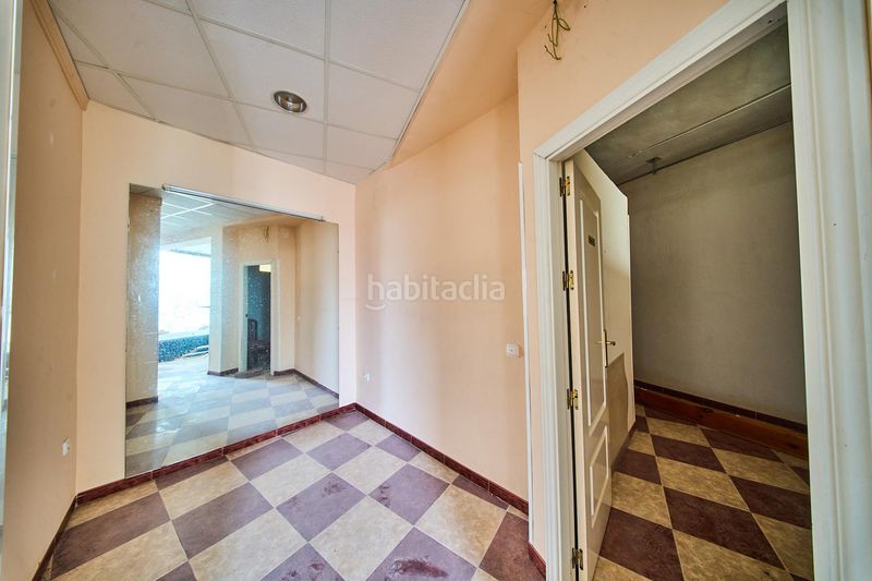 Foto 7de7ae4f-6f84-4322-bc0e-c923b2f0c639. Local comercial a Baza